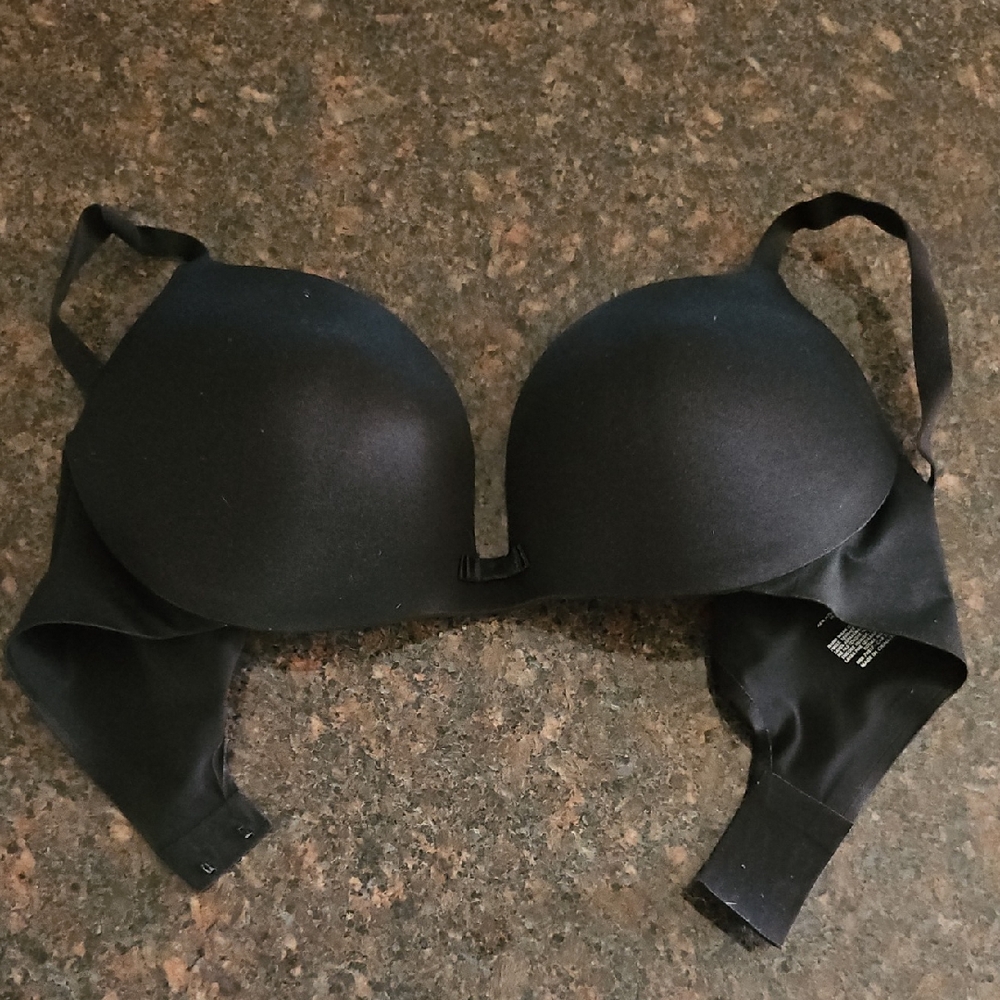 Victoria's Secret Classic Black Bra